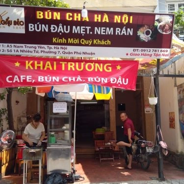 Không gian- Quán Ăn Gấu Béo - Bún Chả Hà Nội & Bún Đậu Mẹt