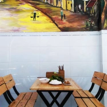 Không gian- Quán Ăn Bún Chả Hà Nội Vân Hồ