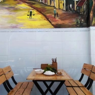Không gian- Quán Ăn Bún Chả Hà Nội Vân Hồ