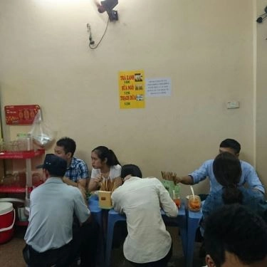 Không gian- Quán Ăn Kim Oanh - Bún Chả