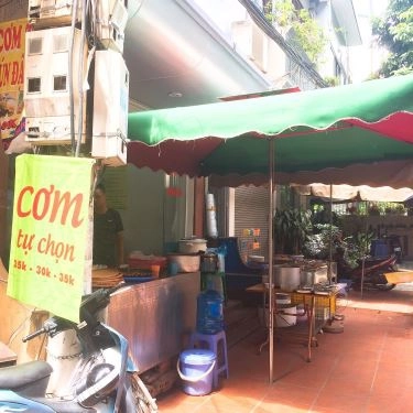 Không gian- Quán Ăn Bún Đậu, Bún Chả & Cơm Tự Chọn - Nguyễn Thị Định