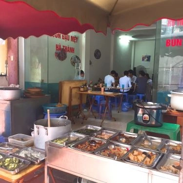 Không gian- Quán Ăn Bún Đậu, Bún Chả & Cơm Tự Chọn - Nguyễn Thị Định