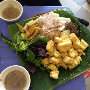 Món ăn- Quán Ăn Bún Đậu, Lẩu - Lạc Trung