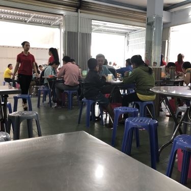 Không gian- Quán Ăn Minh Quý - Bún Giò Heo