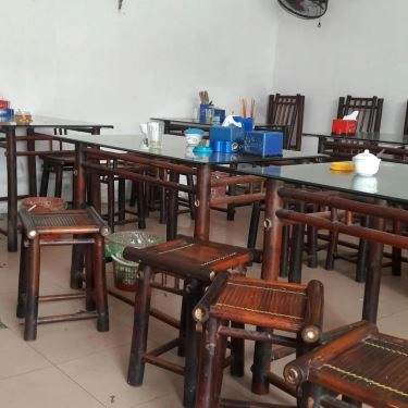 Không gian- Quán Ăn Bún Bò Huế - Nguyễn Văn Cừ