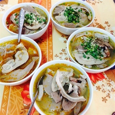 Món ăn- Quán Ăn Bún Lòng Bà Hiền
