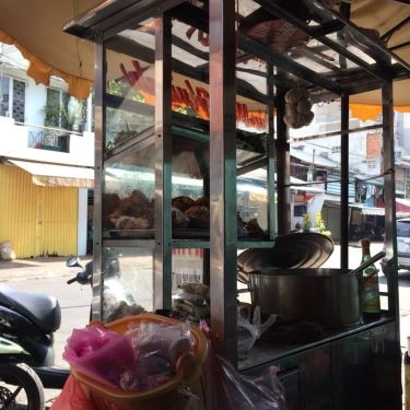 Không gian- Quán Ăn Bún Mắm Phan Văn Trị