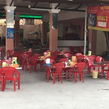 Không gian- Quán Ăn Bún Mộc & Hủ Tiếu Giò Heo