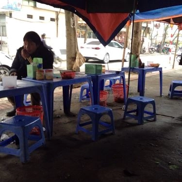Không gian- Quán Ăn Bún Nem - Định Công