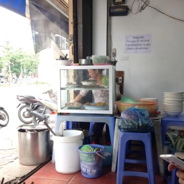 Không gian- Quán Ăn Bún Ngon - Hoàng Cầu