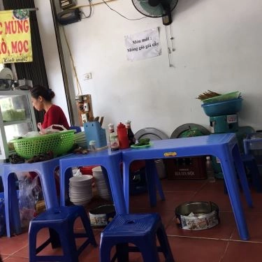 Không gian- Quán Ăn Bún Ngon - Hoàng Cầu