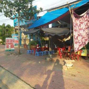 Không gian- Bún Riêu - Quán Ăn Bình Dân