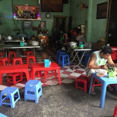 Không gian- Quán Ăn Bún Riêu Cua 20k - Lý Thánh Tông