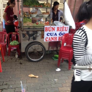 Không gian- Quán Ăn Bún Riêu Cua Ốc - Nguyễn Kim