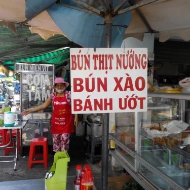 Tổng hợp- Quán Ăn Bún Thịt Nướng, Bún Xào & Bánh Ướt - Chợ Bình Khánh