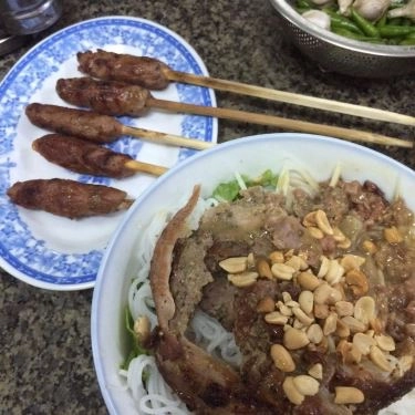 Món ăn- Quán Ăn Bún Thịt Nướng Bà Anh - Trần Cao Vân