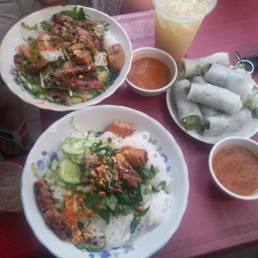 Món ăn- Quán Ăn Bún Thịt Nướng & Bánh Hỏi