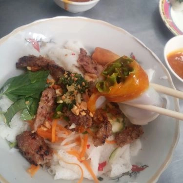 Món ăn- Quán Ăn Bún Thịt Nướng & Bánh Hỏi