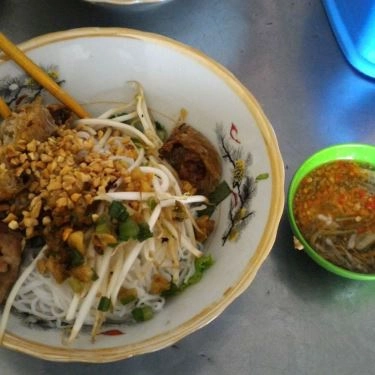 Món ăn- Quán Ăn Bún Thịt Nướng - Phạm Văn Chí