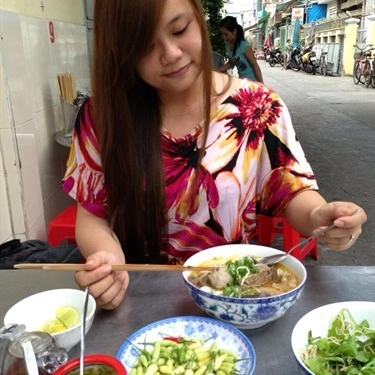Tổng hợp- Quán Ăn Bún Bò Bà Thủy