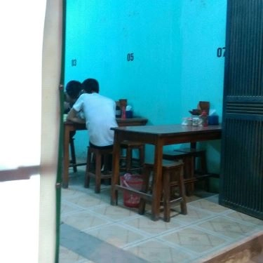 Không gian- Quán Ăn Bún Tuổi Hoa - Bún Mọc Chân Giò