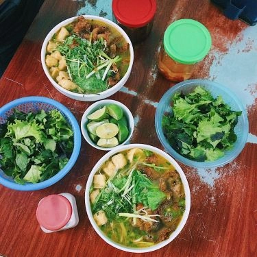 Món ăn- Quán Ăn Bún Tuổi Hoa - Bún Mọc Chân Giò