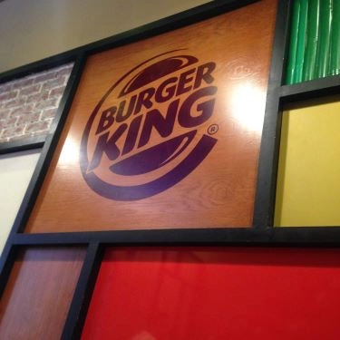 Không gian- Quán Ăn Burger King - Bùi Viện