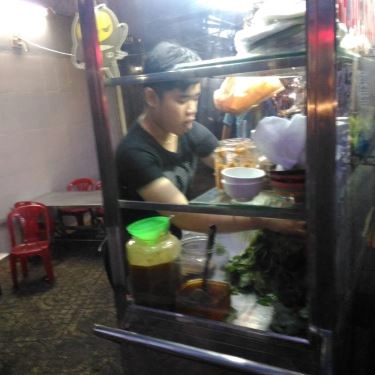Không gian- Quán Ăn Cá Lóc Nướng - Mai Xuân Thưởng