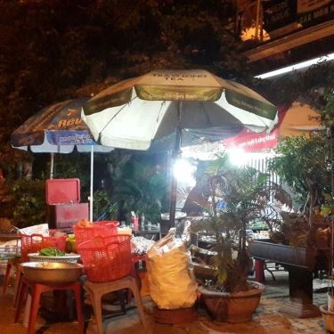 Không gian- Quán Ăn Cá Nục Quán
