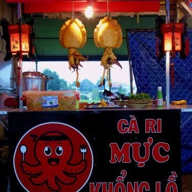 Tổng hợp- Quán Ăn Mon Mon - Cà Ri Mực Khổng Lồ