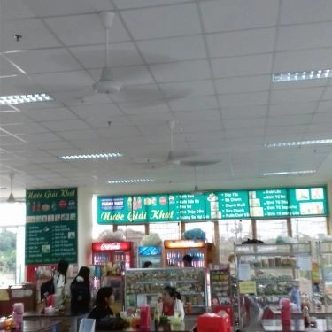 Không gian- Quán Ăn Căn Tin Nhà E - Ký Túc Xá Đại Học Quốc Gia TP. HCM