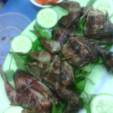 Món ăn- Quán Ăn Chân Gà Nướng Hai Còi