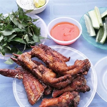 Món ăn- Quán Ăn Chân Gà Nướng Hai Còi