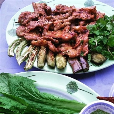 Món ăn- Quán Ăn Chân Gà Nướng Hai Còi