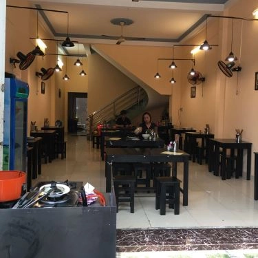 Không gian- Quán Ăn X-Trum - Cháo Ếch Singapore