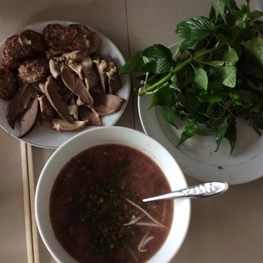 Món ăn- Quán Ăn Cháo Lòng Cây Me - Cách Mạng Tháng 8