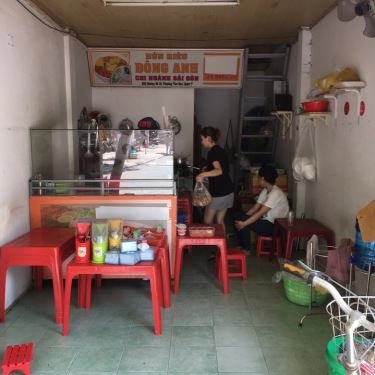 Không gian- Quán Ăn Cháo Lòng Dồi Nóng 20K