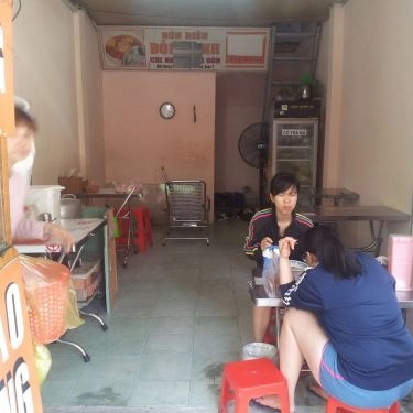 Không gian- Quán Ăn Cháo Lòng Dồi Nóng 20K