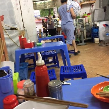 Không gian- Quán Ăn Cháo, Phở Gà Ta & Bún Thang