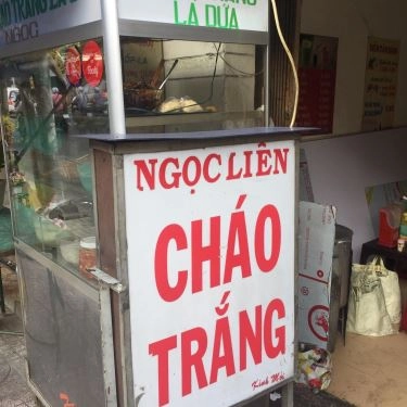 Không gian- Quán Ăn Cháo Trắng Ngọc Liên