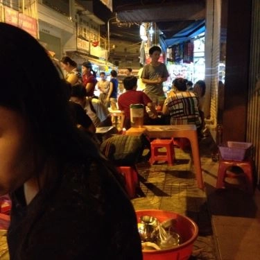 Tổng hợp- Quán Ăn Chè Nhà Đèn - Chè Người Hoa Khu Đèn Năm Ngọn