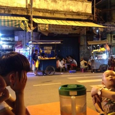 Tổng hợp- Quán Ăn Chè Nhà Đèn - Chè Người Hoa Khu Đèn Năm Ngọn