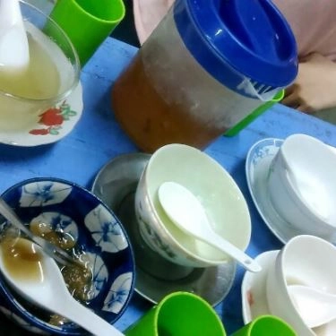 Tổng hợp- Quán Ăn Chè Nhà Đèn - Chè Người Hoa Khu Đèn Năm Ngọn