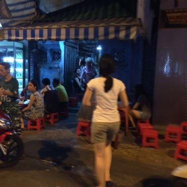 Tổng hợp- Quán Ăn Chè Nhà Đèn - Chè Người Hoa Khu Đèn Năm Ngọn