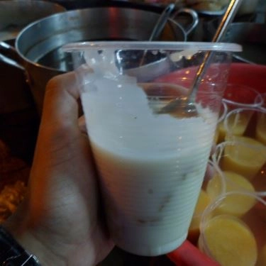 Món ăn- Quán Ăn Chè Nóng Vỉa Hè - Lý Chính Thắng