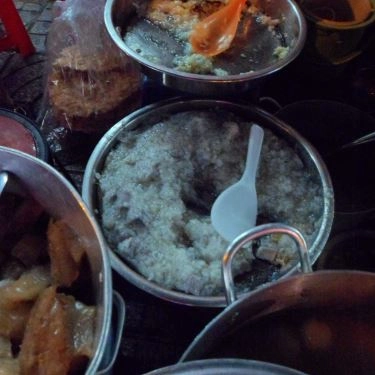 Món ăn- Quán Ăn Chè Nóng Vỉa Hè - Lý Chính Thắng