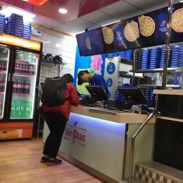 Không gian- Quán Ăn Domino's Pizza - Nguyễn Kiệm