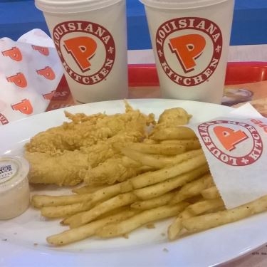 Tổng hợp- Nhà Hàng Gà Rán Popeyes - Cộng Hòa