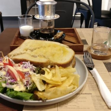 Món ăn- Journeys Sandwiches Bistro - Nhà Hàng Âu