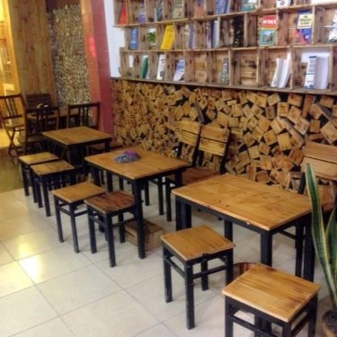 Không gian- Quán Ăn Mì Cay Nagar